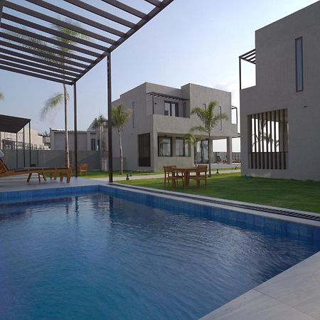 Araya Beach Casas باتانجاس المظهر الخارجي الصورة