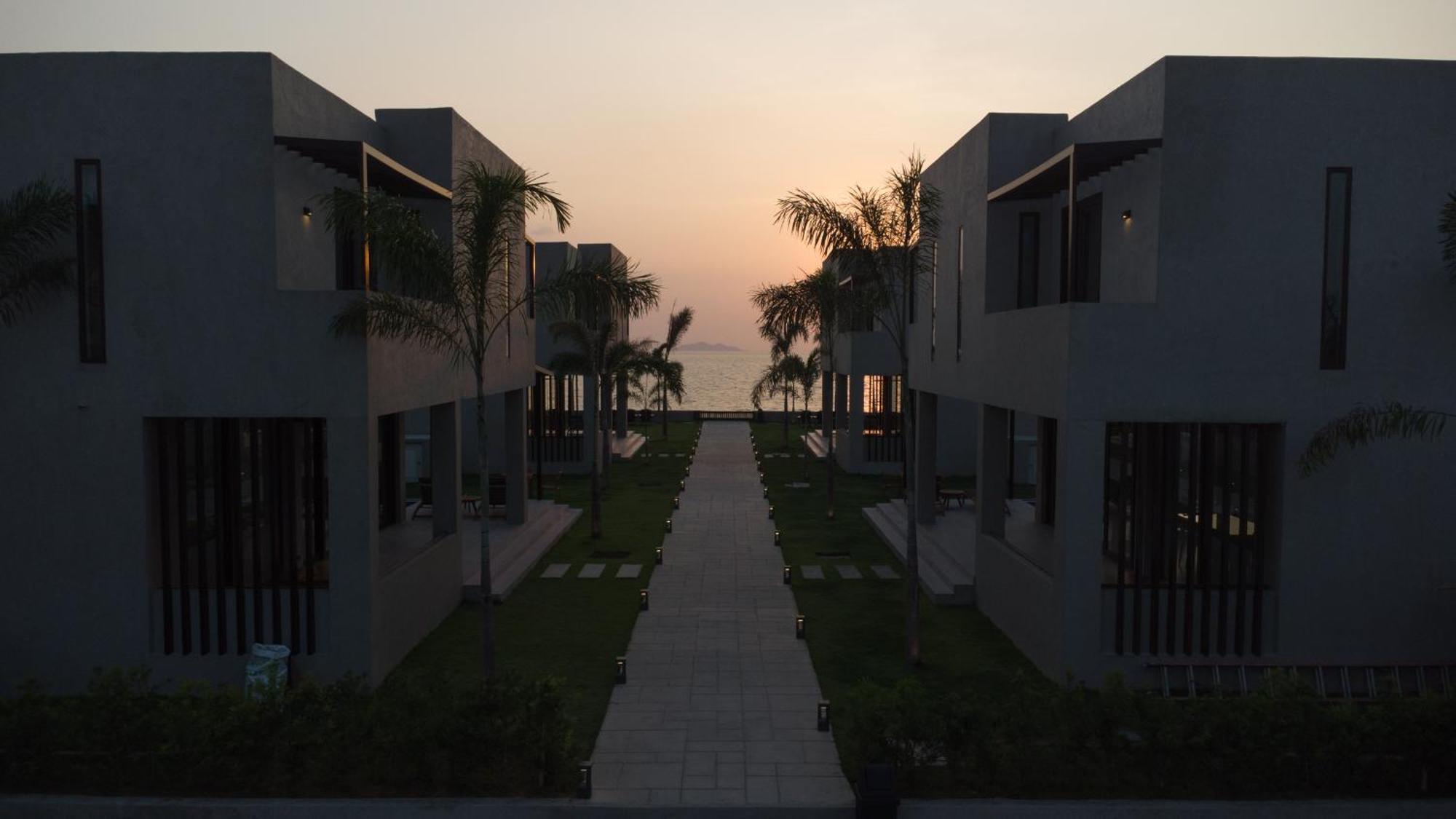 Araya Beach Casas باتانجاس المظهر الخارجي الصورة