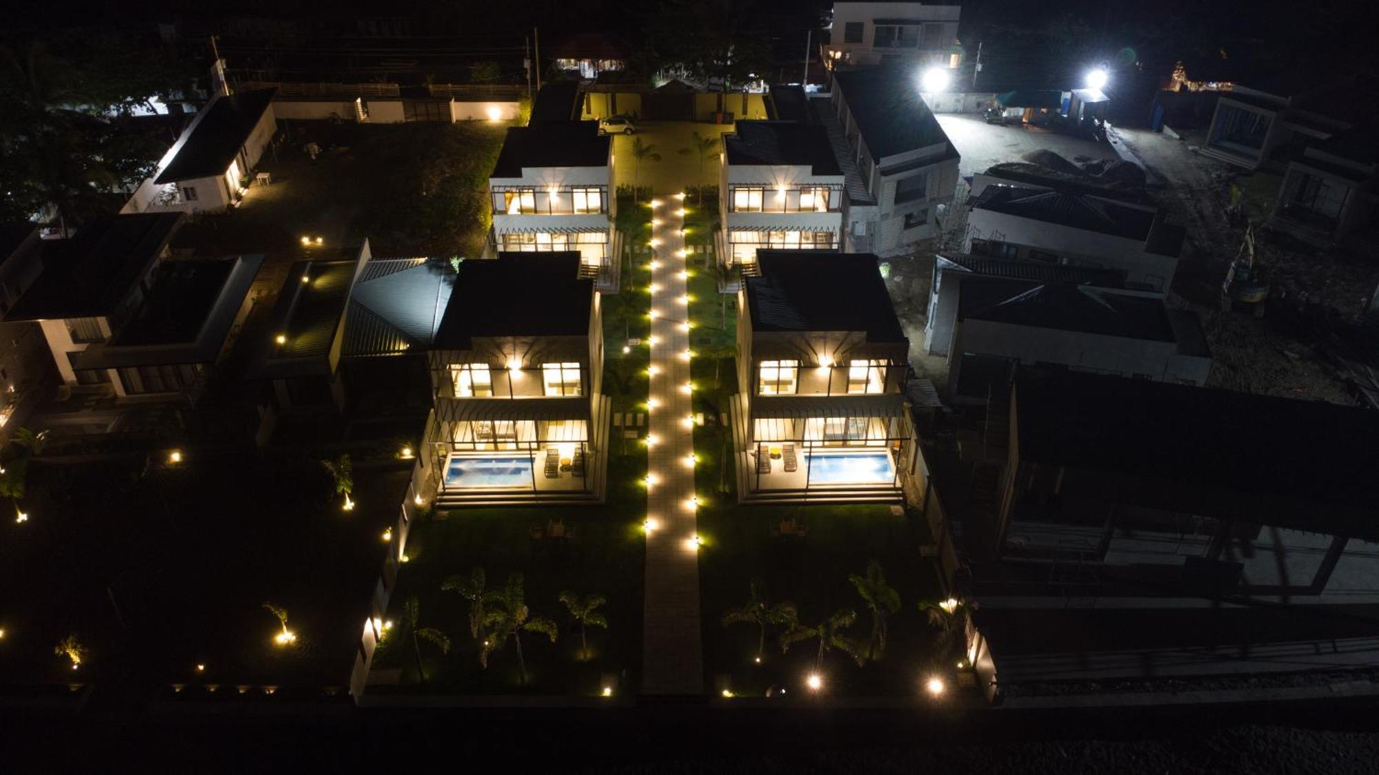 Araya Beach Casas باتانجاس المظهر الخارجي الصورة