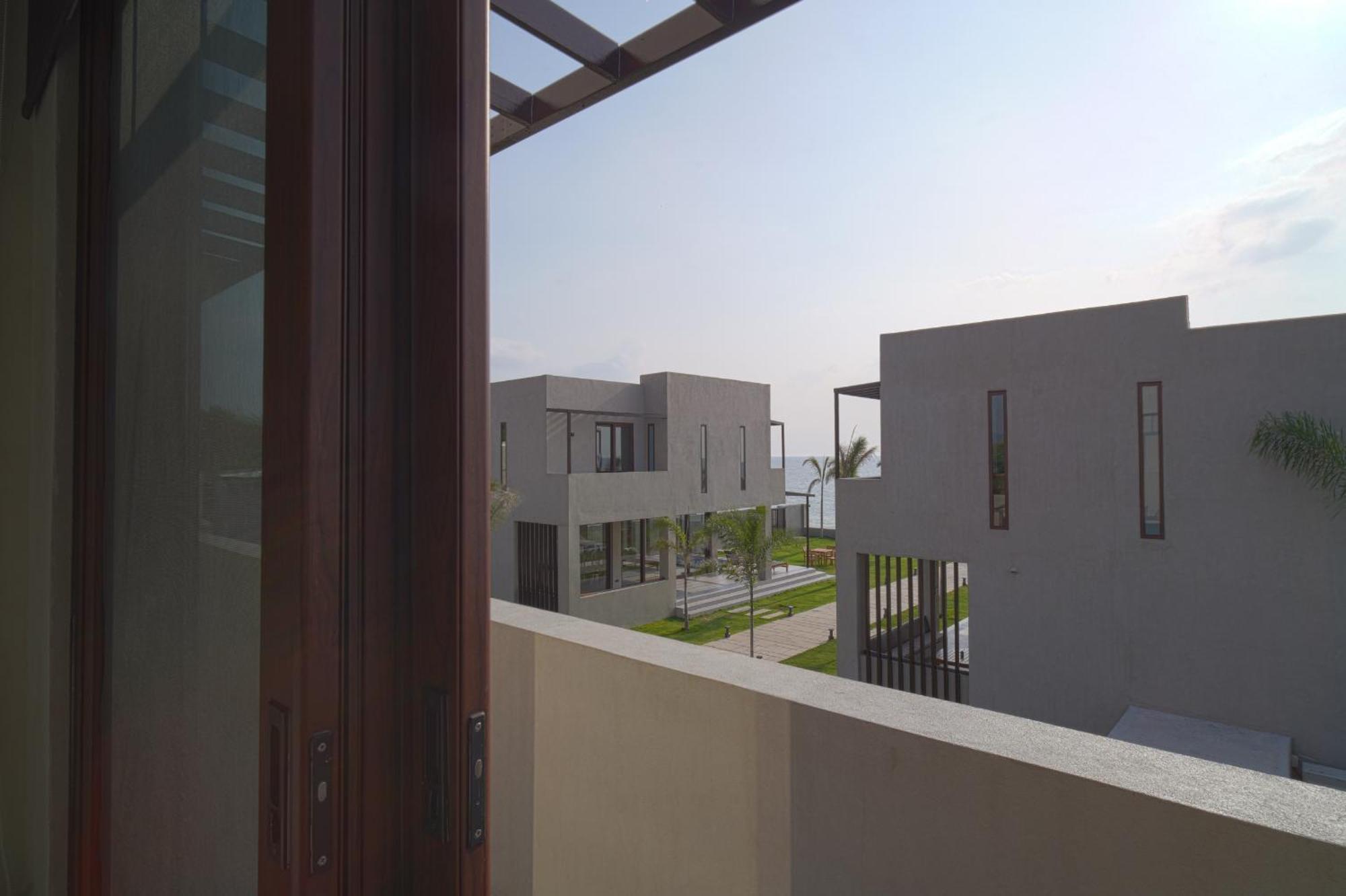 Araya Beach Casas باتانجاس المظهر الخارجي الصورة